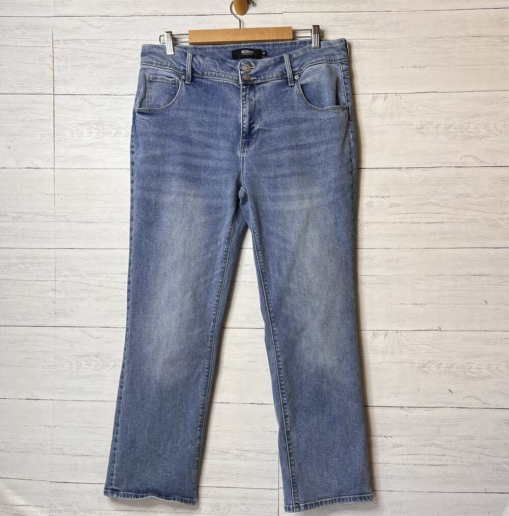 Hudson Jeans Womens Size 14 Blue Denim Straight Leg Back Flap Pockets Stretch